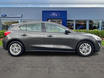 Used Ford Focus 2018 for sale - 76467794: Photo