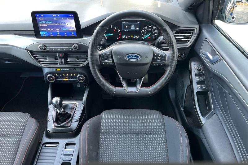 Used Ford Focus 2022 for sale - 76445339: Photo 11