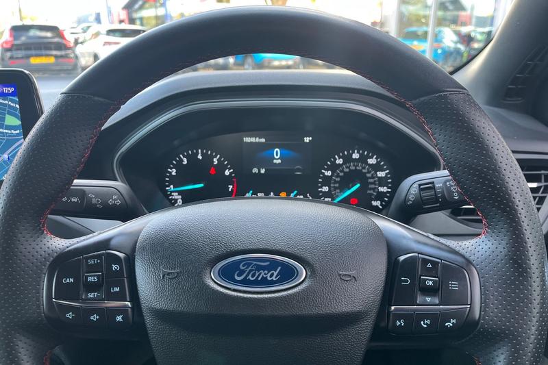 Used Ford Focus 2022 for sale - 76445339: Photo 23