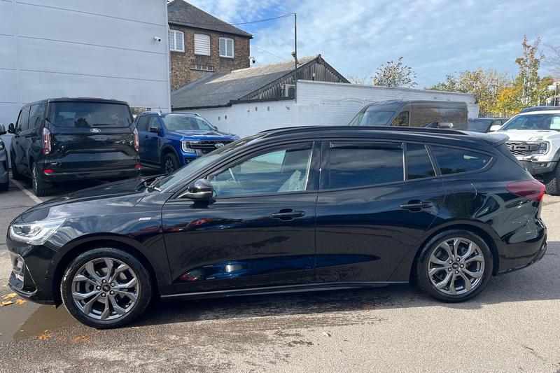 Used Ford Focus 2022 for sale - 76445339: Photo 33