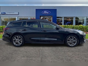 Used Ford Focus 2022 for sale - 76445339: Photo