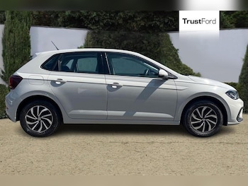 Used Volkswagen Polo undefined for sale - 78400096: Photo