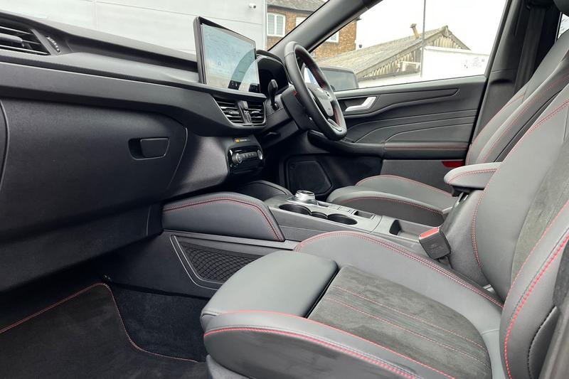 Used Ford Kuga 2025 for sale - 76953811: Photo 18