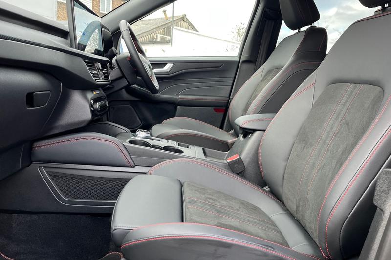 Used Ford Kuga 2025 for sale - 76953811: Photo 19