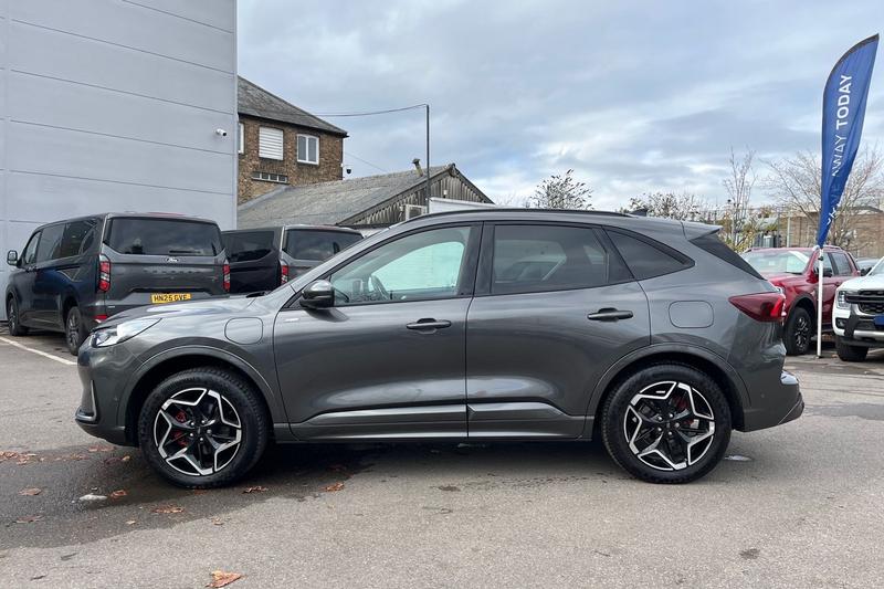 Used Ford Kuga 2025 for sale - 76953811: Photo 32