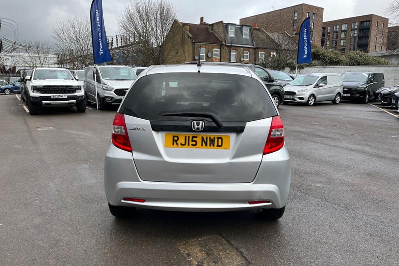 Used Honda Jazz 2015 for sale - 77679557: Photo 34