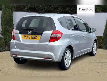 Used Honda Jazz 2015 for sale - 77679557: Photo