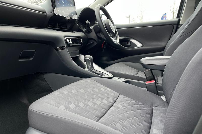 Used Toyota Yaris 2025 for sale - 77498019: Photo 18