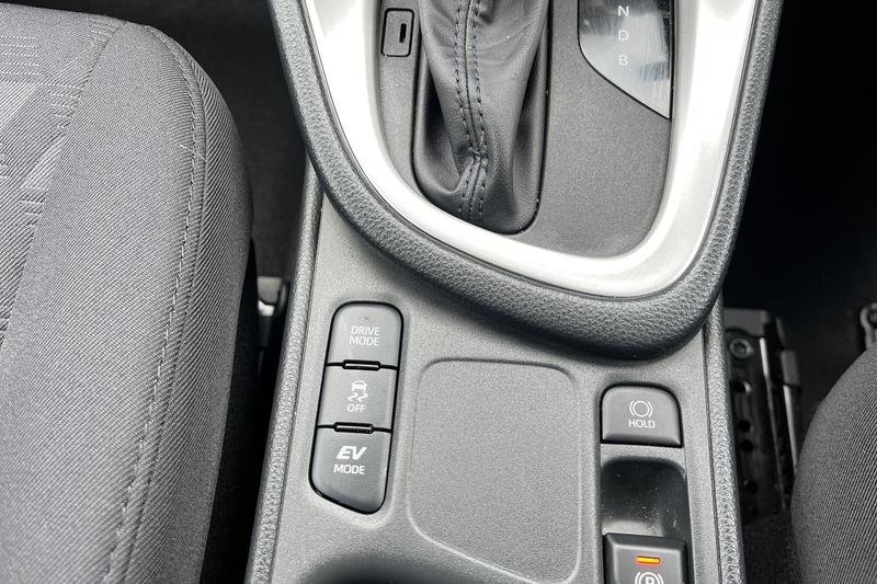 Used Toyota Yaris 2025 for sale - 77498019: Photo 30