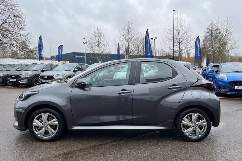 Used Toyota Yaris 2025 for sale - 77498019: Photo 32