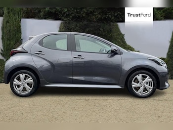 Used Toyota Yaris undefined for sale - 77498019: Photo