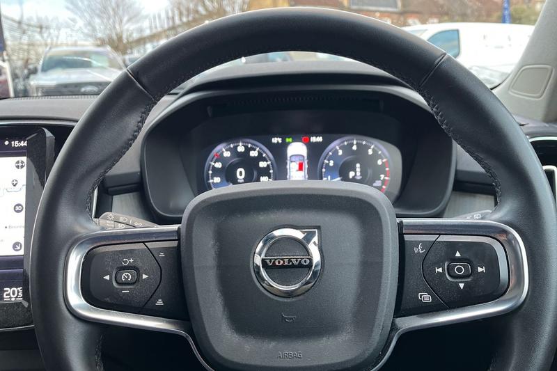 Used Volvo XC40 for sale - 77176420: Photo 23