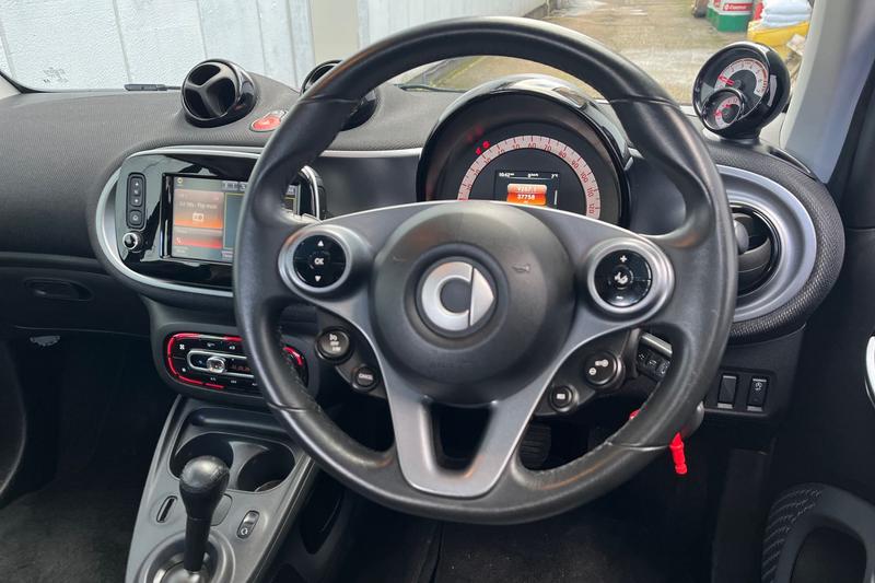 Used smart fortwo 2018 for sale - 77570667: Photo 12