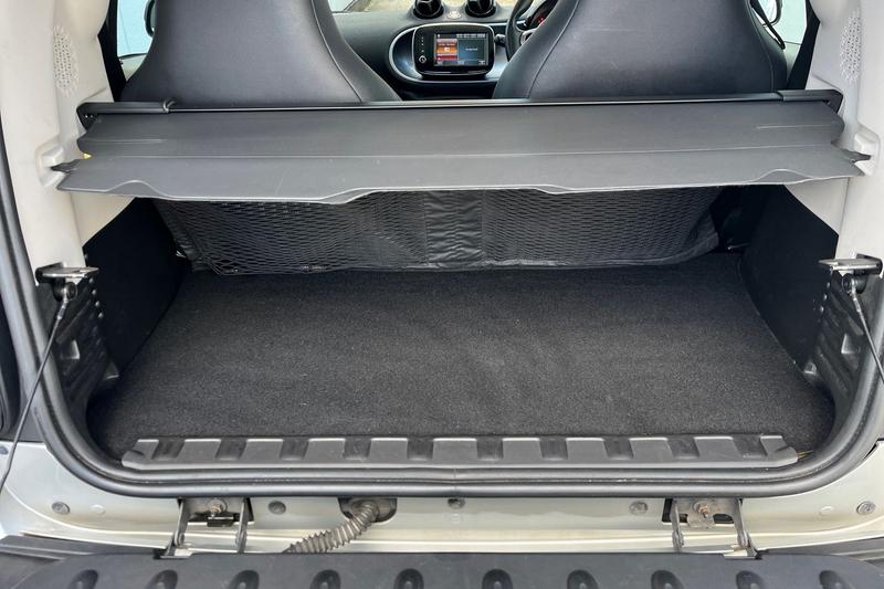 Used smart fortwo 2018 for sale - 77570667: Photo 21