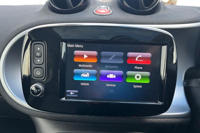 Used smart fortwo 2018 for sale - 77570667: Photo 25