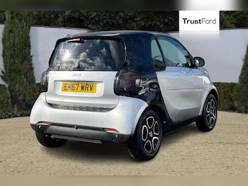 Used smart fortwo 2018 for sale - 77570667: Photo