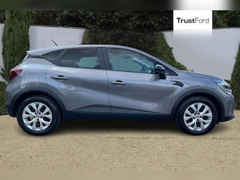 Used Renault Captur 2022 for sale - 75689951: Photo