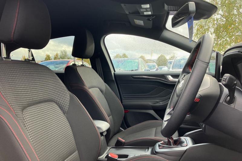 Used Ford Focus 2023 for sale - 77691600: Photo 17