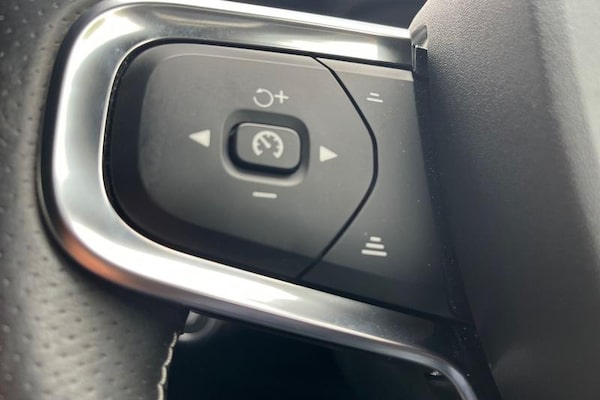 Used Volvo XC40 2020 for sale - 75575262: Photo 29