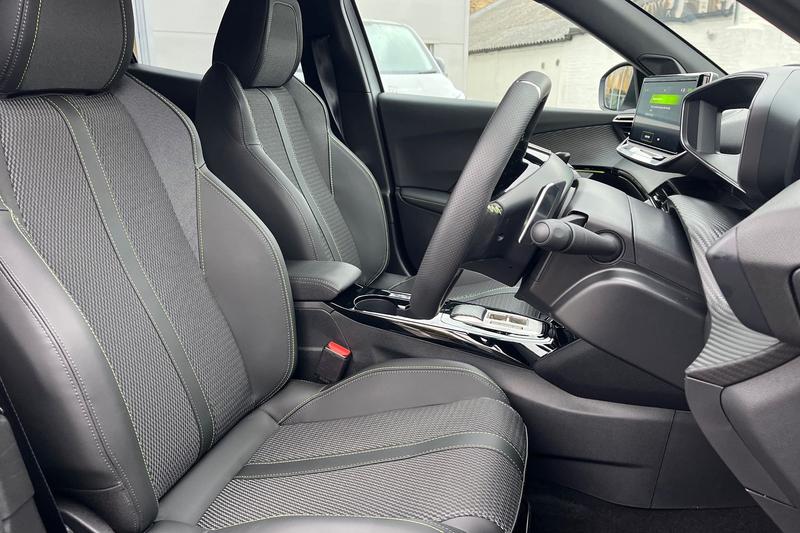 Used Peugeot 2008 2025 for sale - 76196570: Photo 17