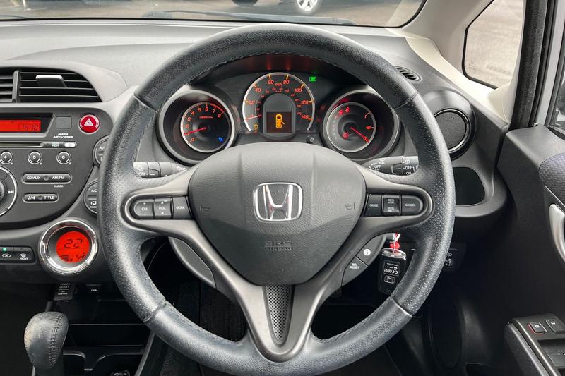 Used Honda Jazz 2015 for sale - 77878204: Photo 12