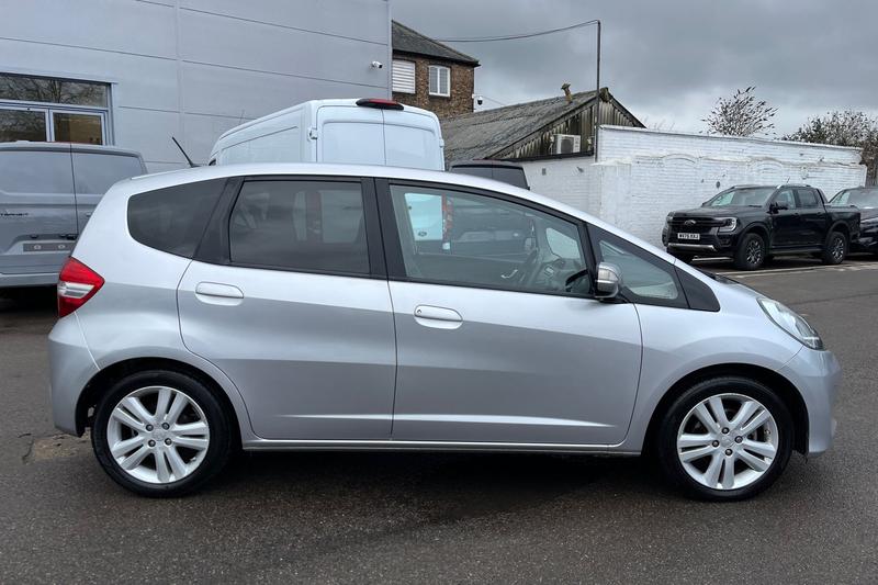 Used Honda Jazz 2015 for sale - 77878204: Photo 36