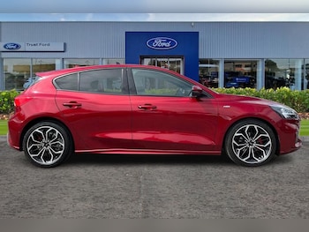 Used Ford Focus 2020 for sale - 75705733: Photo