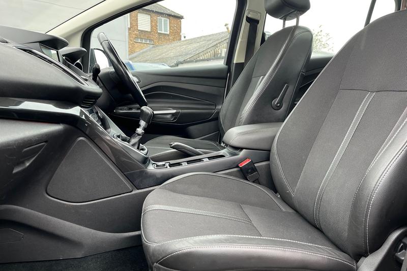 Used Ford Grand C-Max 2018 for sale - 76355572: Photo 19