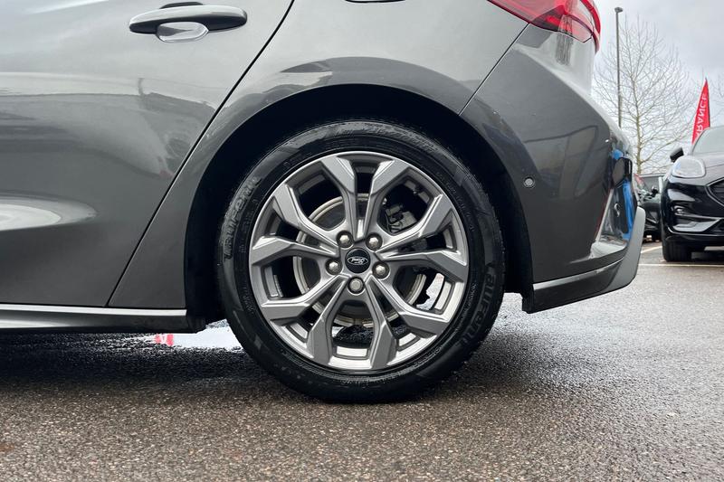 Used Ford Focus 2022 for sale - 77025887: Photo 8