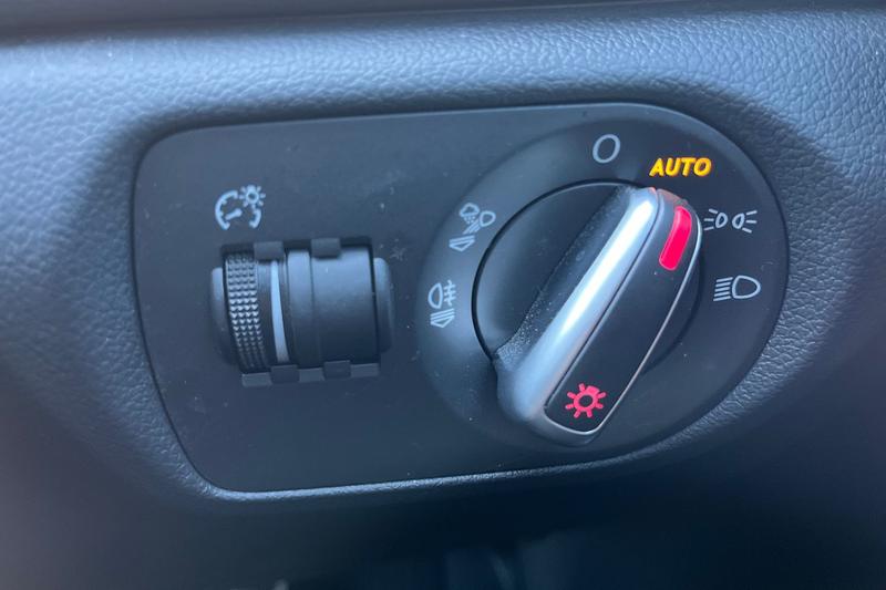 Used Audi Q3 2018 for sale - 76131318: Photo 30