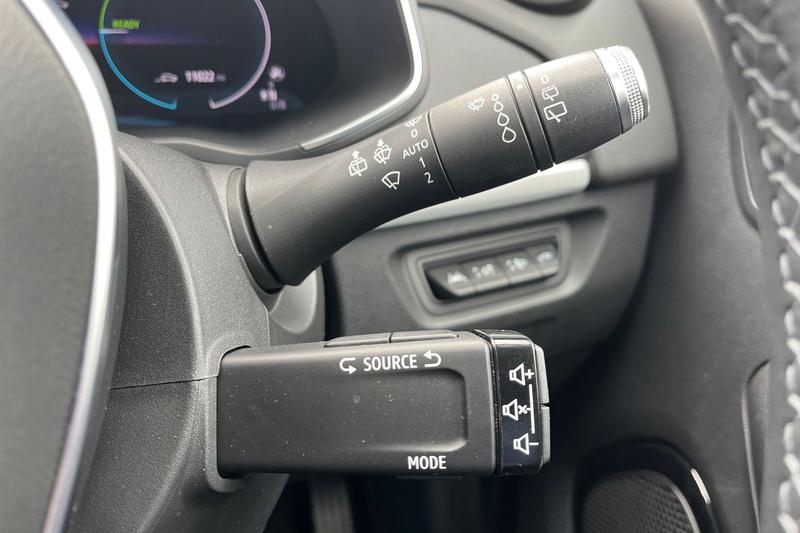 Used Renault Zoe 2021 for sale - 76480480: Photo 15