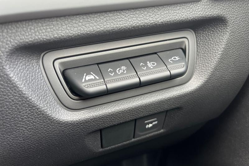 Used Renault Zoe 2021 for sale - 76480480: Photo 30