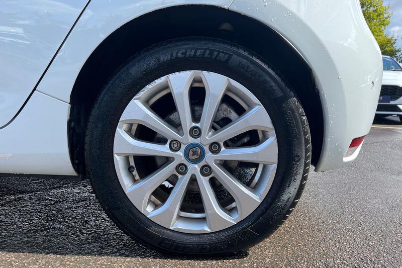 Used Renault Zoe 2021 for sale - 76480480: Photo 8