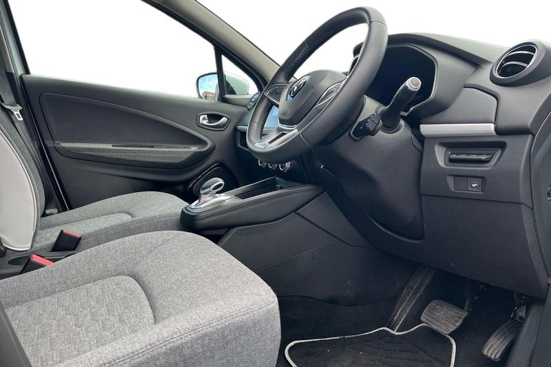 Used Renault Zoe 2021 for sale - 76480480: Photo 9