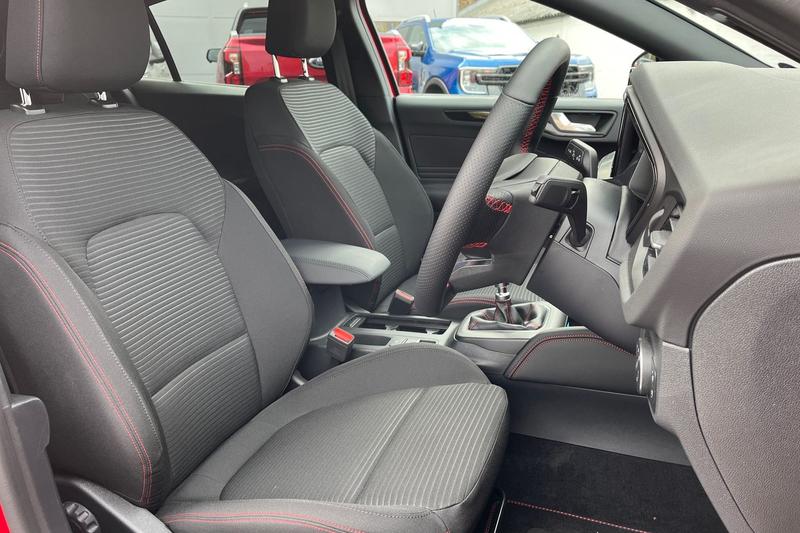 Used Ford Focus 2025 for sale - 77085265: Photo 17