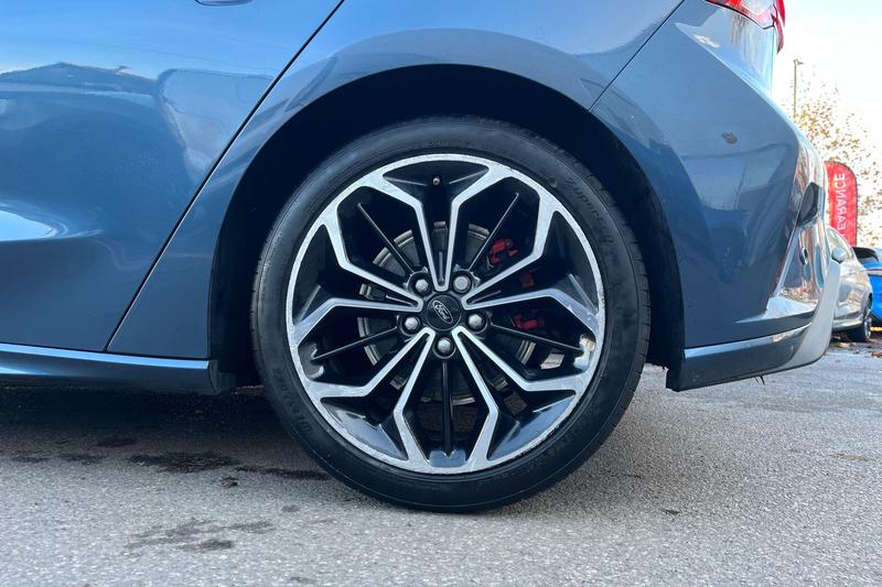 Used Ford Focus 2021 for sale - 76576729: Photo 8