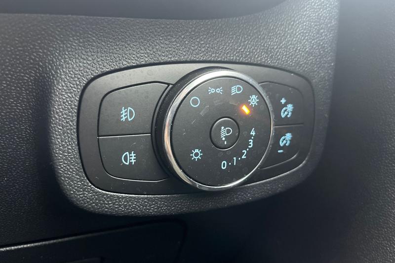 Used Ford Fiesta 2023 for sale - 78102395: Photo 29