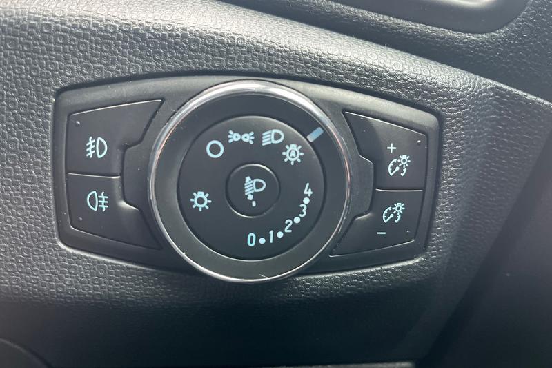 Used Ford Ecosport 2019 for sale - 76467801: Photo 31