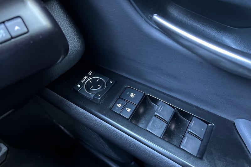 Used Lexus UX 2023 for sale - 76382021: Photo 16