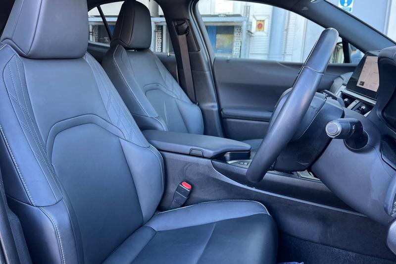 Used Lexus UX 2023 for sale - 76382021: Photo 17