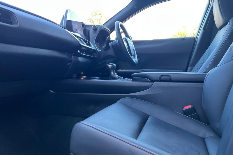 Used Lexus UX 2023 for sale - 76382021: Photo 18