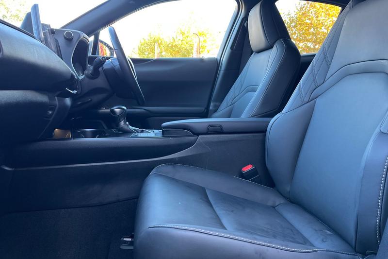 Used Lexus UX 2023 for sale - 76382021: Photo 19