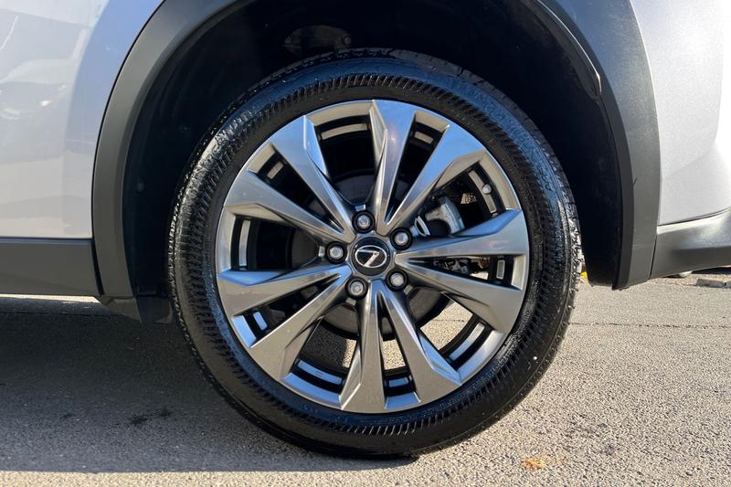 Used Lexus UX 2023 for sale - 76382021: Photo 8