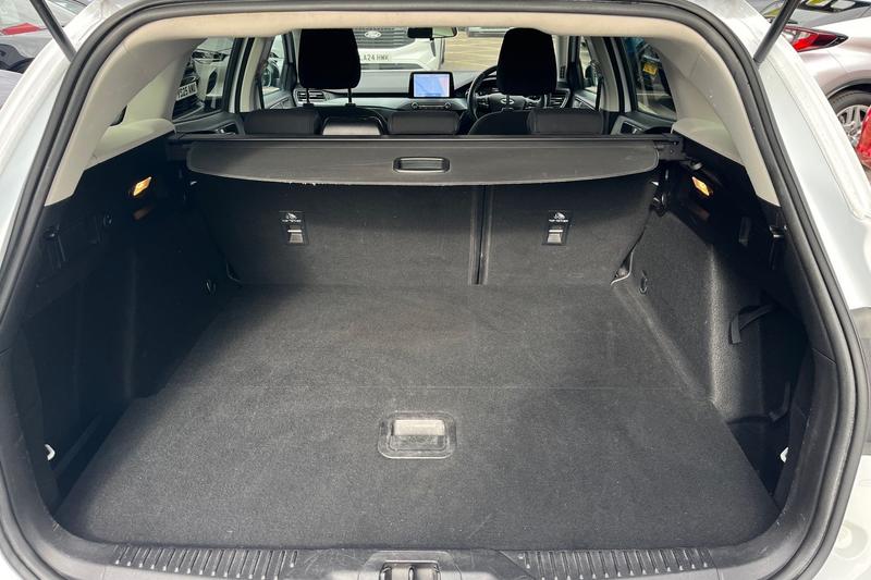 Used Ford Focus 2020 for sale - 76046484: Photo 21