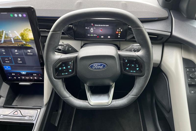 Used Ford Explorer 2025 for sale - 78011228: Photo 12