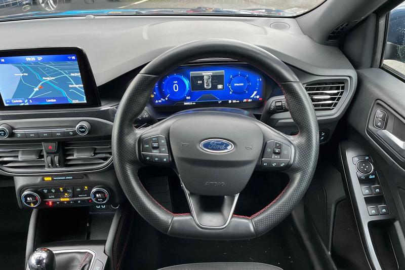 Used Ford Focus 2021 for sale - 76862383: Photo 12