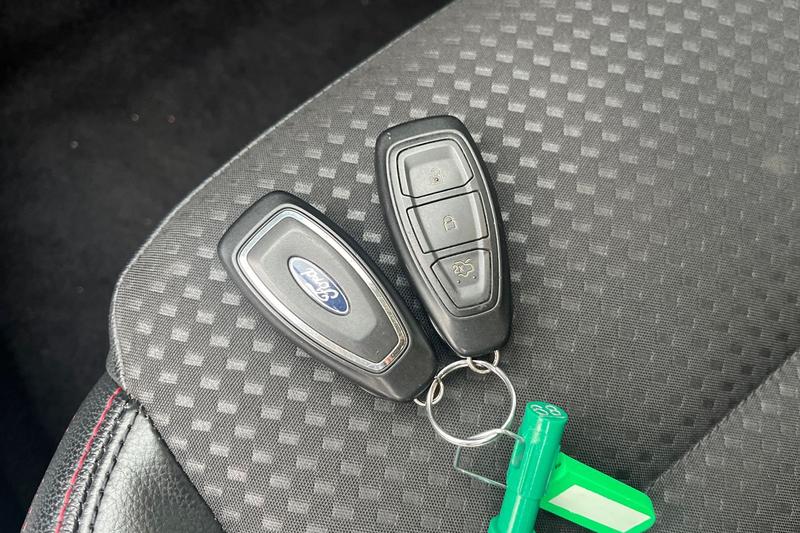 Used Ford Focus 2021 for sale - 76862383: Photo 22