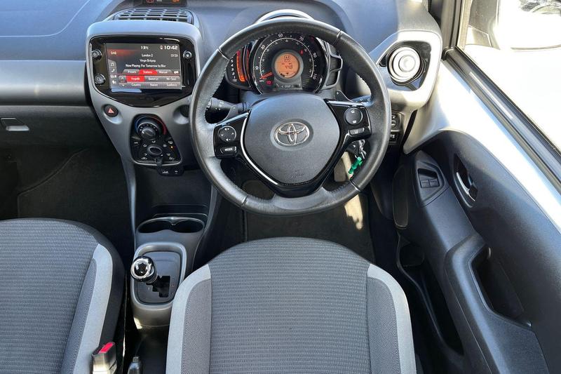Used Toyota AYGO 2021 for sale - 77915624: Photo 11