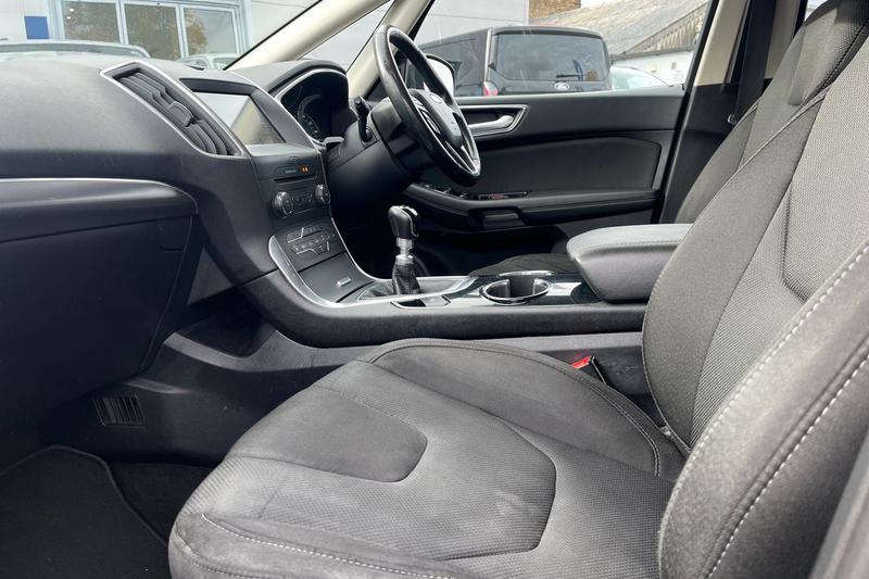 Used Ford S-Max 2018 for sale - 76445343: Photo 18