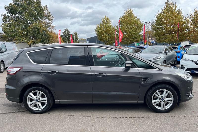 Used Ford S-Max 2018 for sale - 76445343: Photo 37